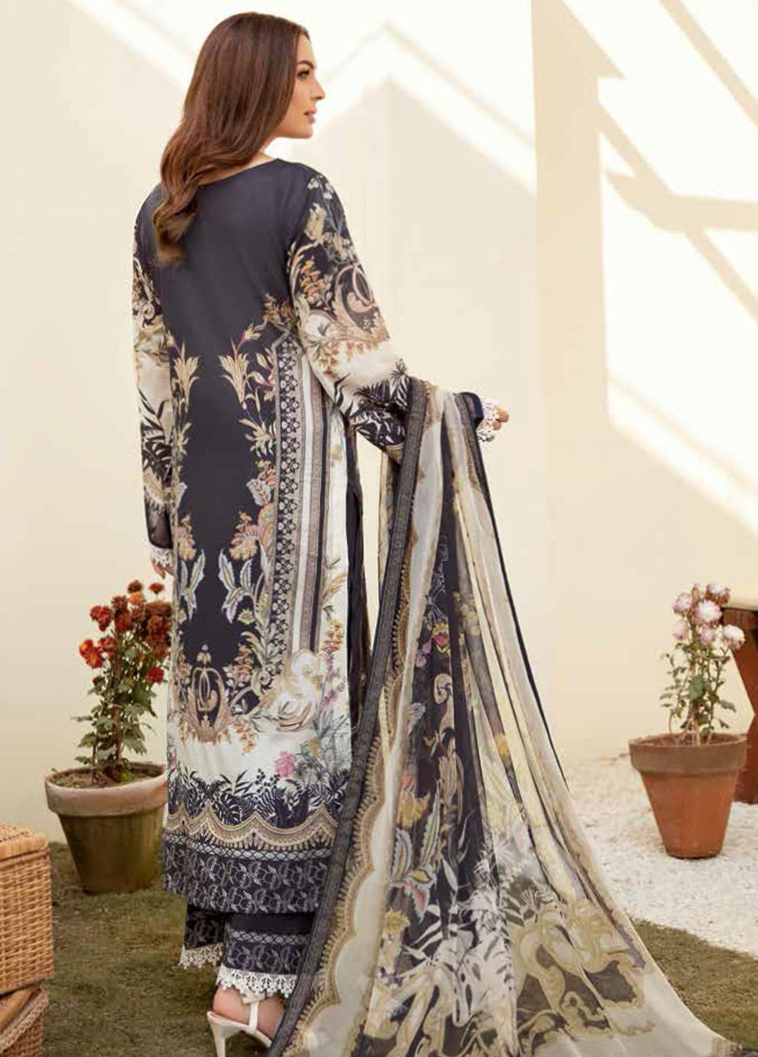 Mashaal by Ramsha Embroidered Lawn Suits Unstitched 3 Piece RSH22-ML3 L-305 - Luxury Collection