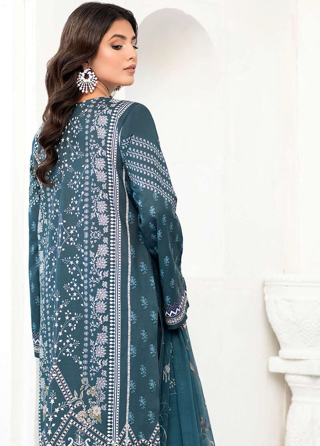 Mashaal by Ramsha Embroidered Lawn Suits Unstitched 3 Piece RSH23-ML6 L-608 - Luxury Collection