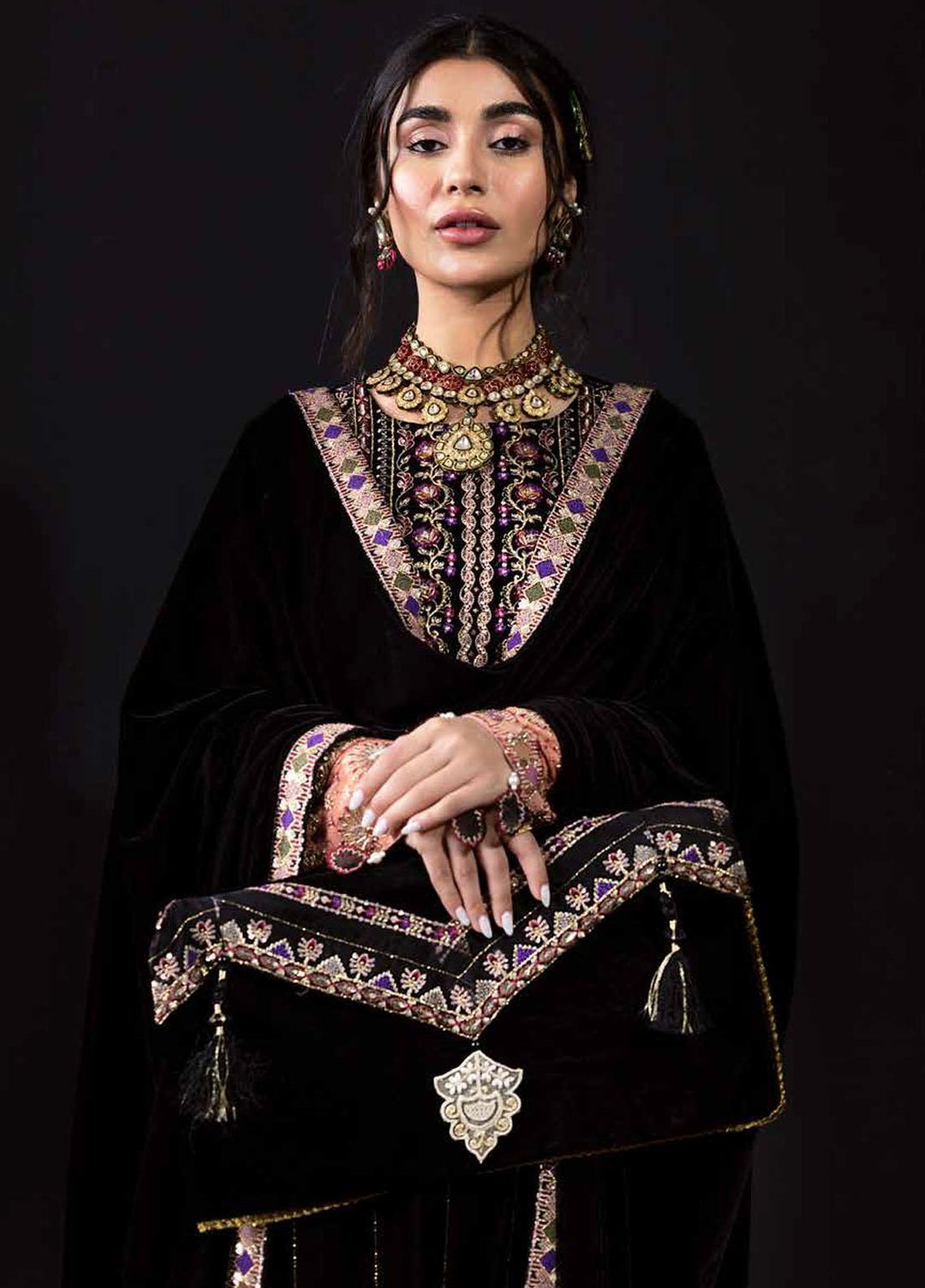 Maya by Nureh Embroidered Velvet Suits Unstitched 3 Piece NU22MV NV-17 Sitara - Luxury Collection