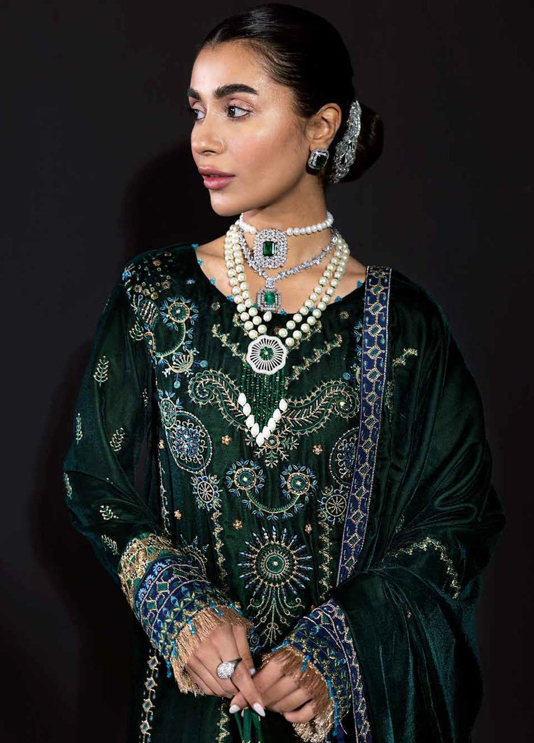 Maya by Nureh Embroidered Velvet Suits Unstitched 3 Piece NU22MV NV-20 Gul - Luxury Collection