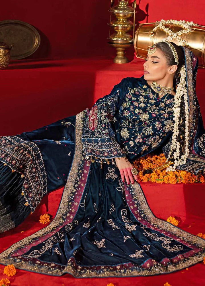 Maya By Nureh Embroidered Velvet Suit Unstitched 3 Piece NU24MV NW-90 - Luxury Collection