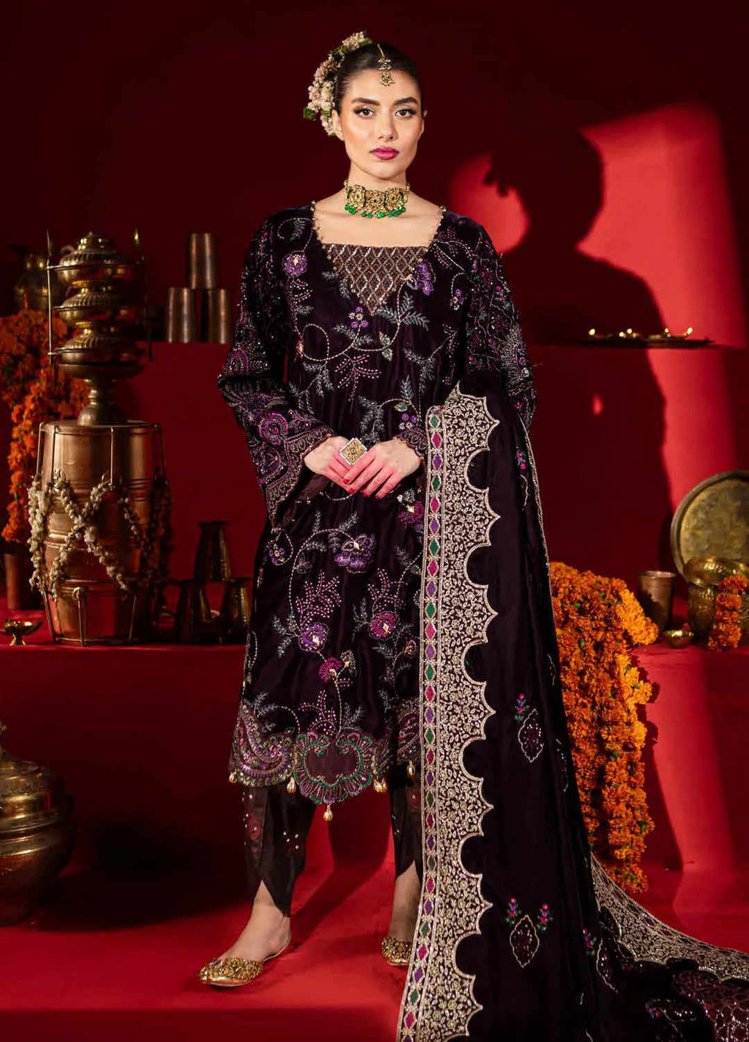 Maya By Nureh Embroidered Velvet Suit Unstitched 3 Piece NU24MV NW-91 - Luxury Collection