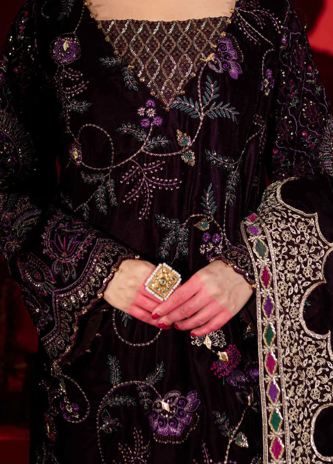 Maya By Nureh Embroidered Velvet Suit Unstitched 3 Piece NU24MV NW-91 - Luxury Collection