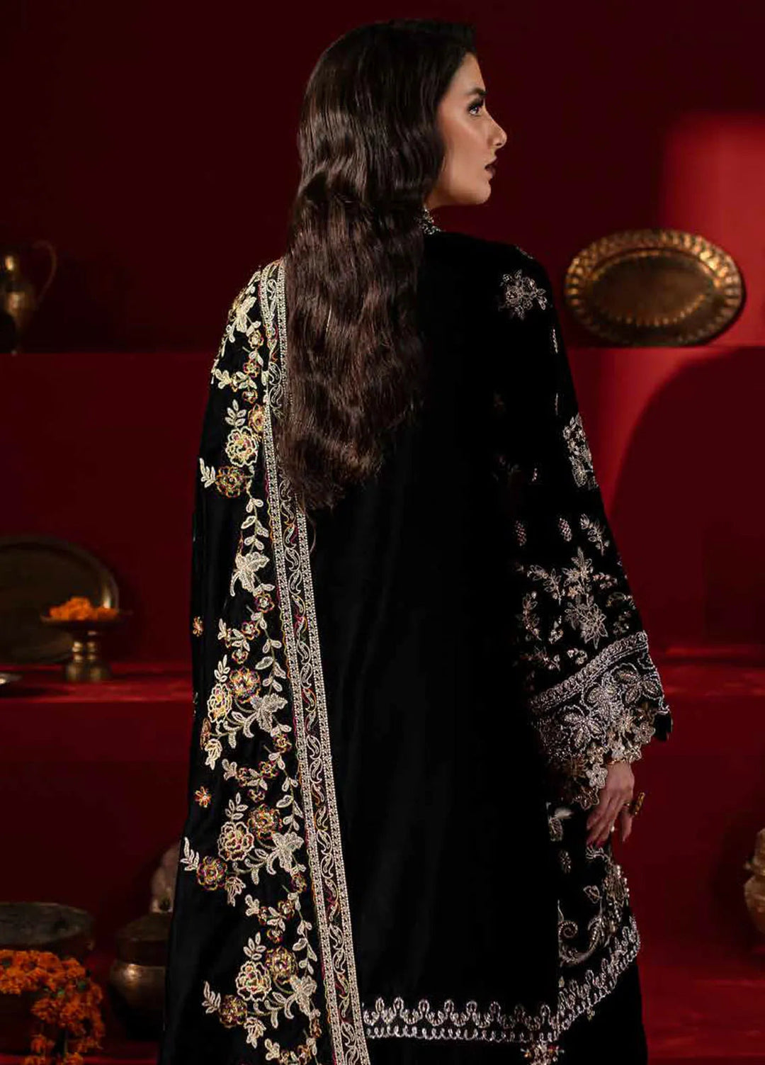 Maya By Nureh Embroidered Velvet Suit Unstitched 3 Piece NU24MV NW-92 - Luxury Collection