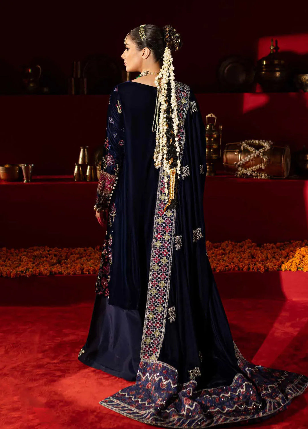 Maya By Nureh Embroidered Velvet Suit Unstitched 3 Piece NU24MV NW-93 - Luxury Collection