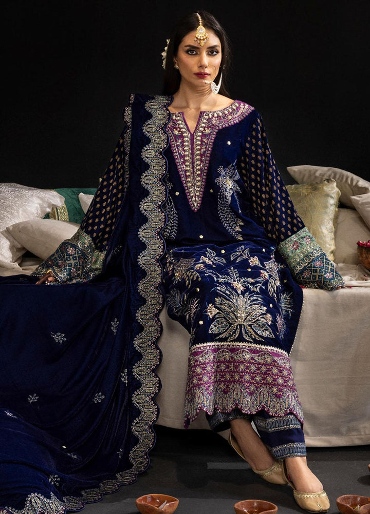 Maya By Nureh Embroidered Velvet Suits Unstitched 3 Piece NU23MV NS-100 - Luxury Collection