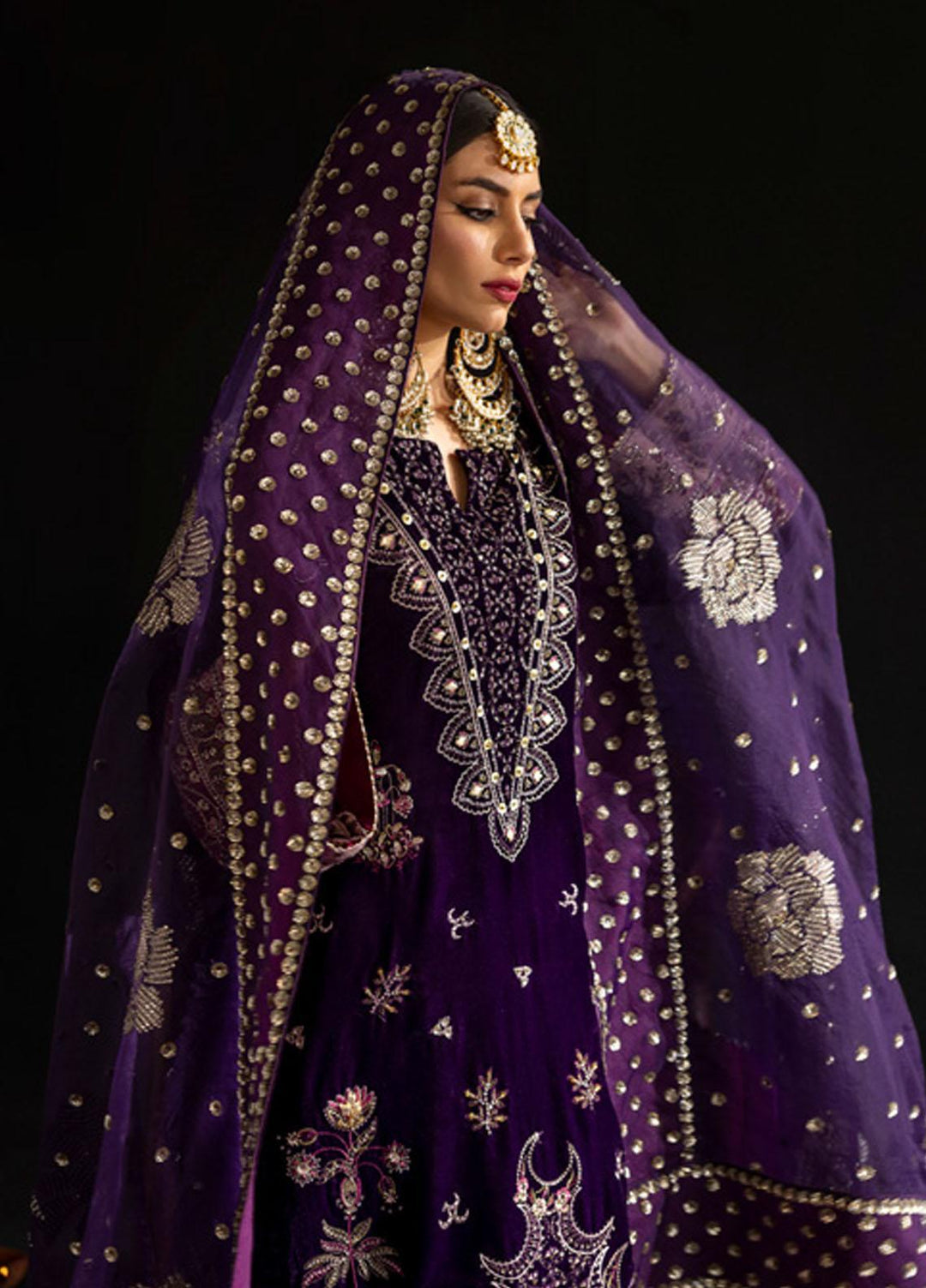 Maya By Nureh Embroidered Velvet Suits Unstitched 3 Piece NU23MV NS-101 - Luxury Collection