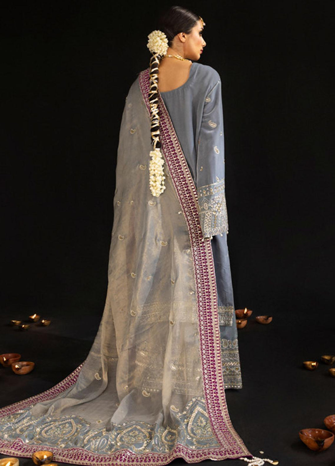 Maya By Nureh Embroidered Velvet Suits Unstitched 3 Piece NU23MV NS-102 - Luxury Collection