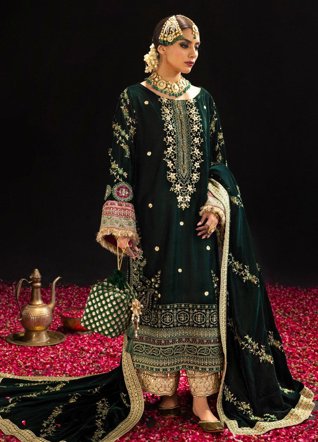 Maya By Nureh Embroidered Velvet Suits Unstitched 3 Piece NU23MV NS-99 - Luxury Collection