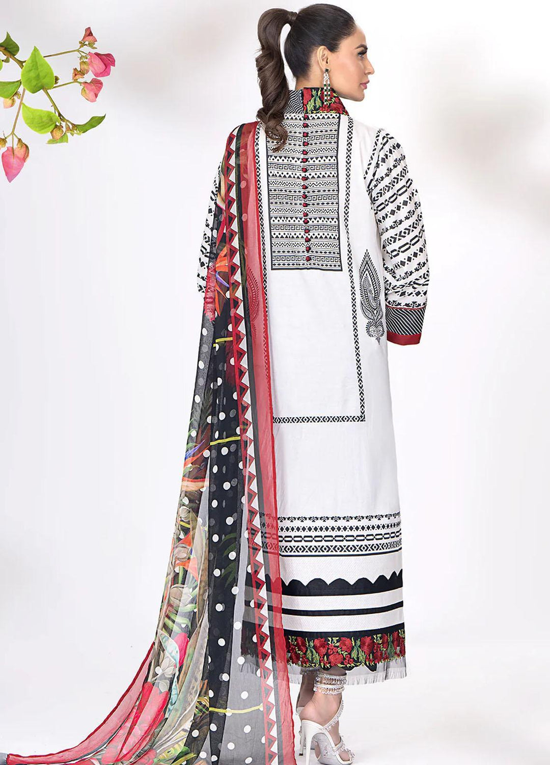 Meerak Embroidered Lawn Suits Unstitched 3 Piece MRK23CC Amirah - Summer Collection