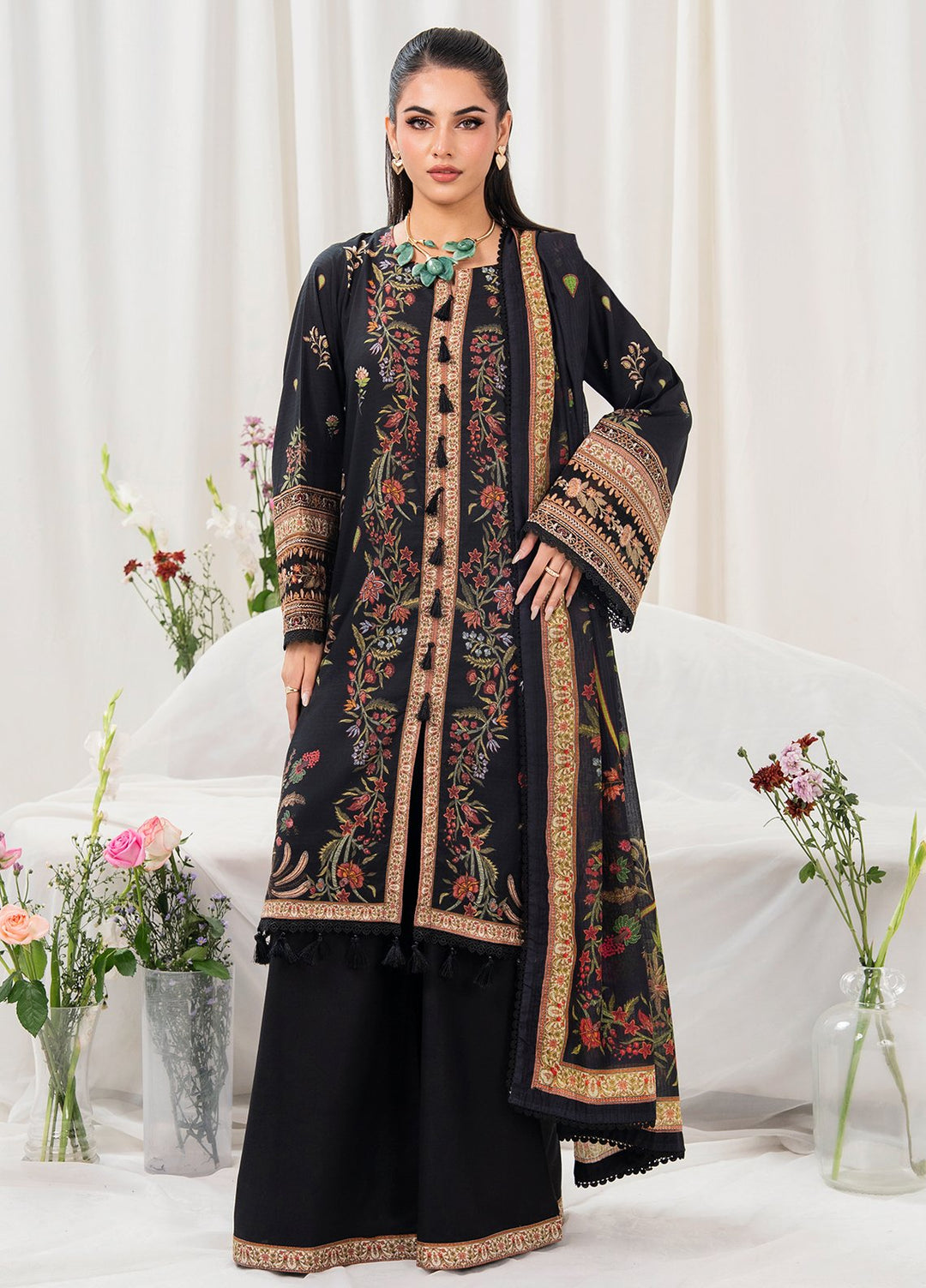 Meerak Pret Embroidered Lawn 3 Piece Suit Aurina