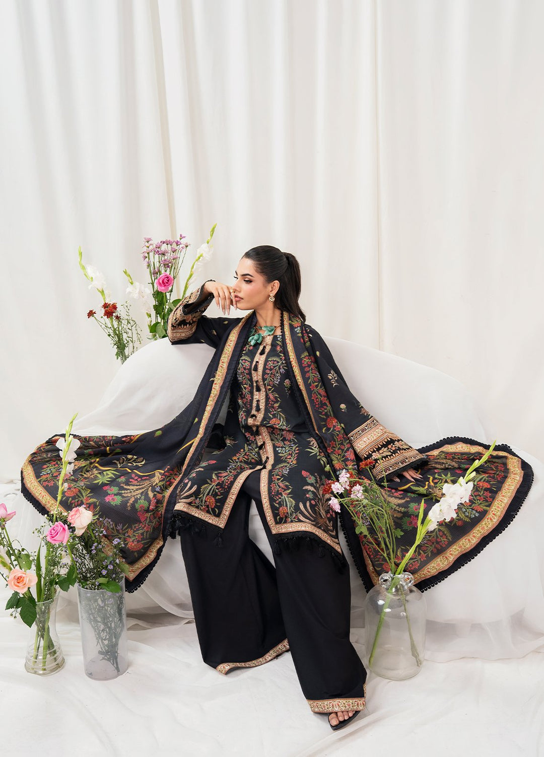 Meerak Pret Embroidered Lawn 3 Piece Suit Aurina