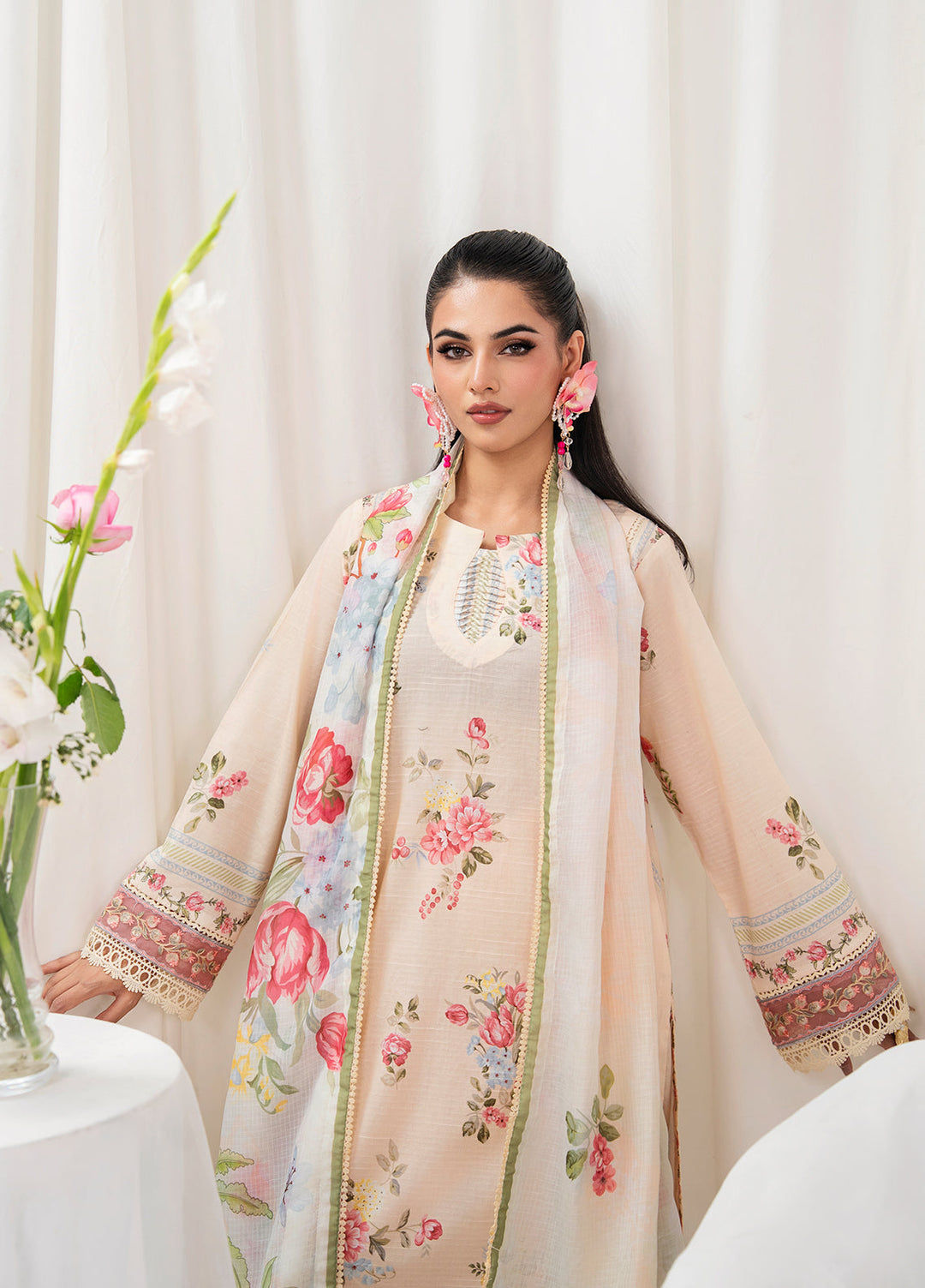Meerak Pret Embroidered Lawn 3 Piece Suit Coraline