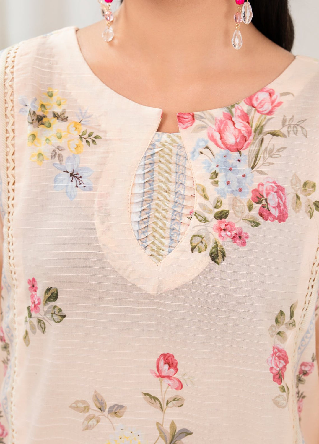 Meerak Pret Embroidered Lawn 3 Piece Suit Coraline