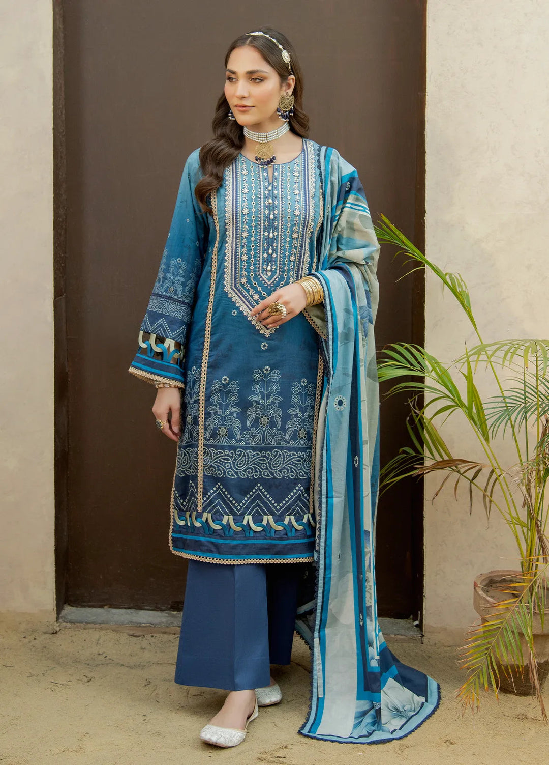 Meerak Pret Embroidered Lawn 3 Piece Suit Jahanara