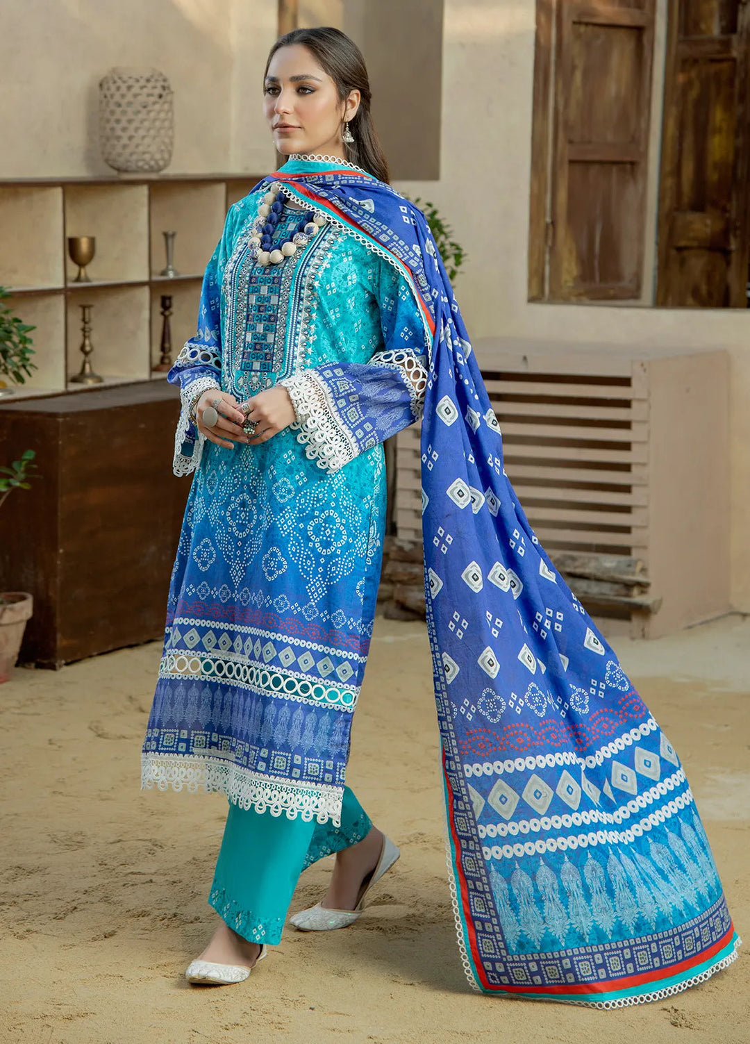 Meerak Pret Embroidered Lawn 3 Piece Suit Mehrunisa