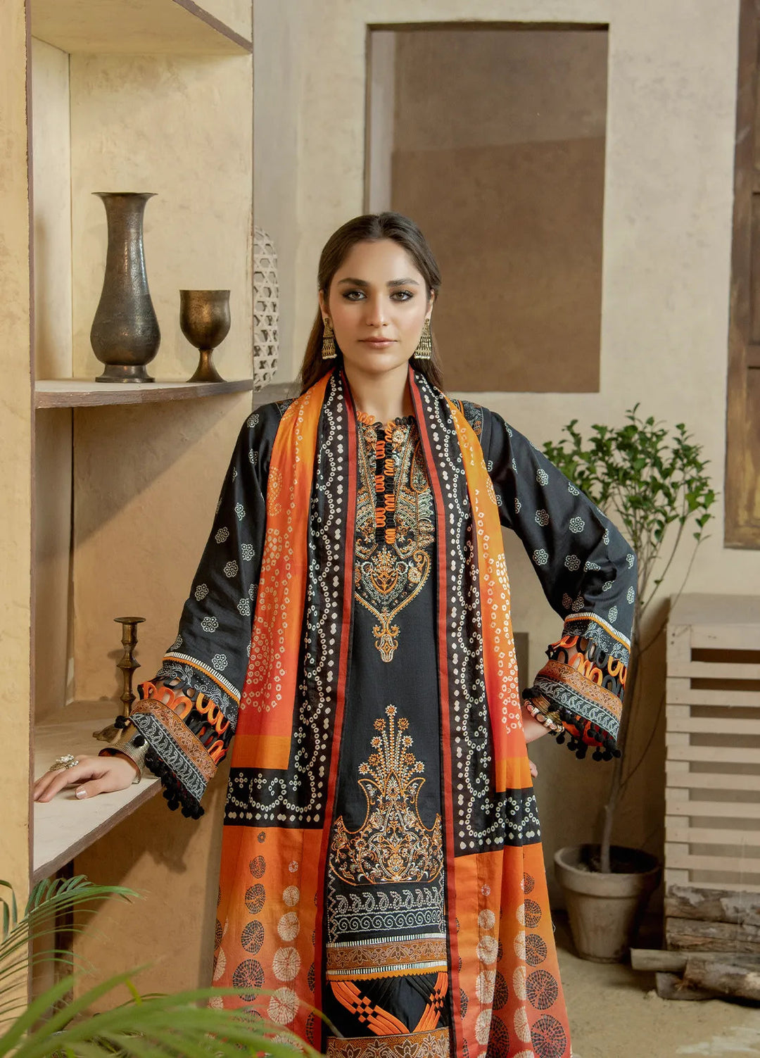 Meerak Pret Embroidered Lawn 3 Piece Suit Noori