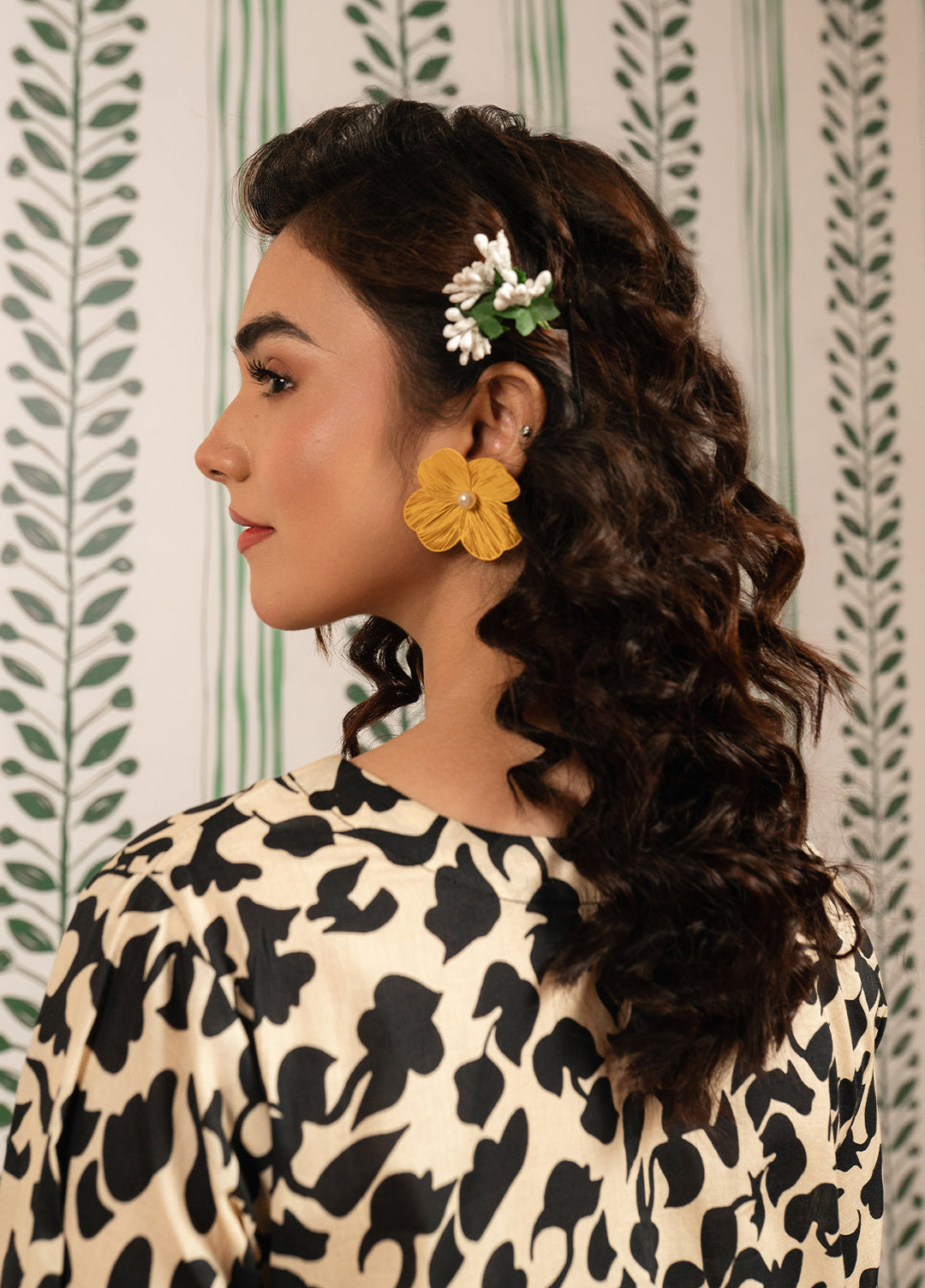 Meerak Pret Printed Cotton Lawn 2 Piece Suit D-02