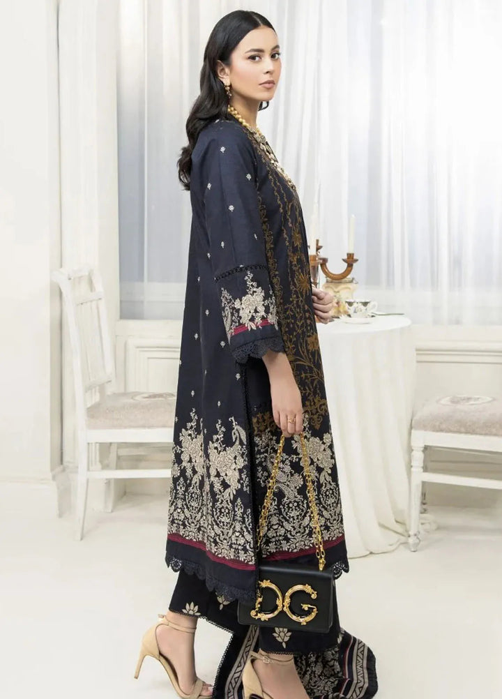 Meerak Pret Printed Khaddar 3 Piece Suit Grace