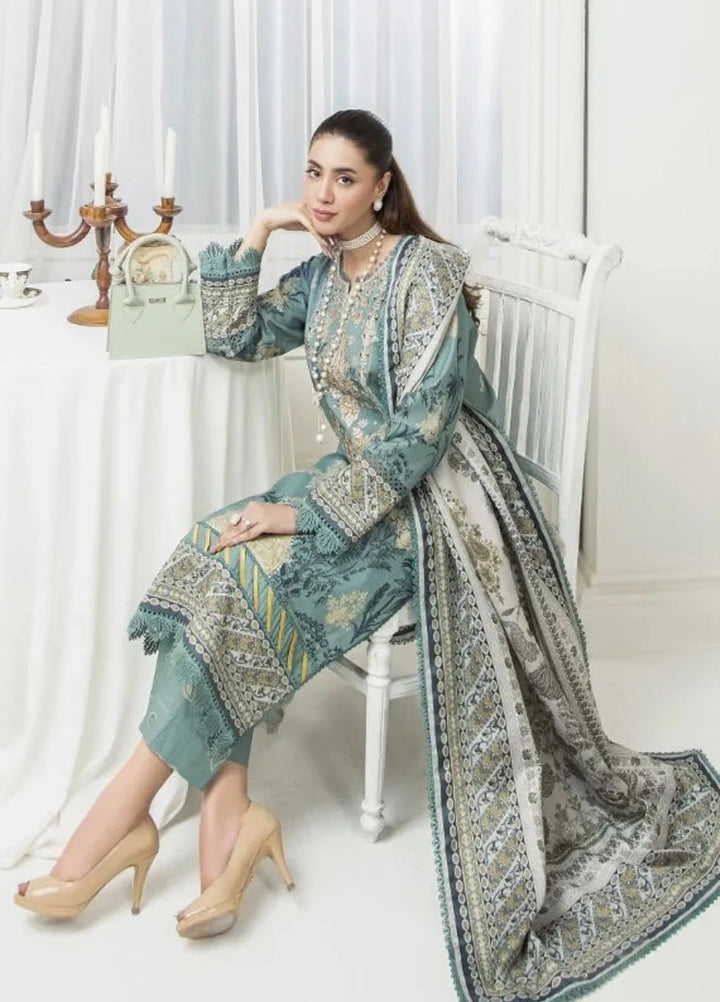 Meerak Pret Printed Khaddar 3 Piece Suit Heaven