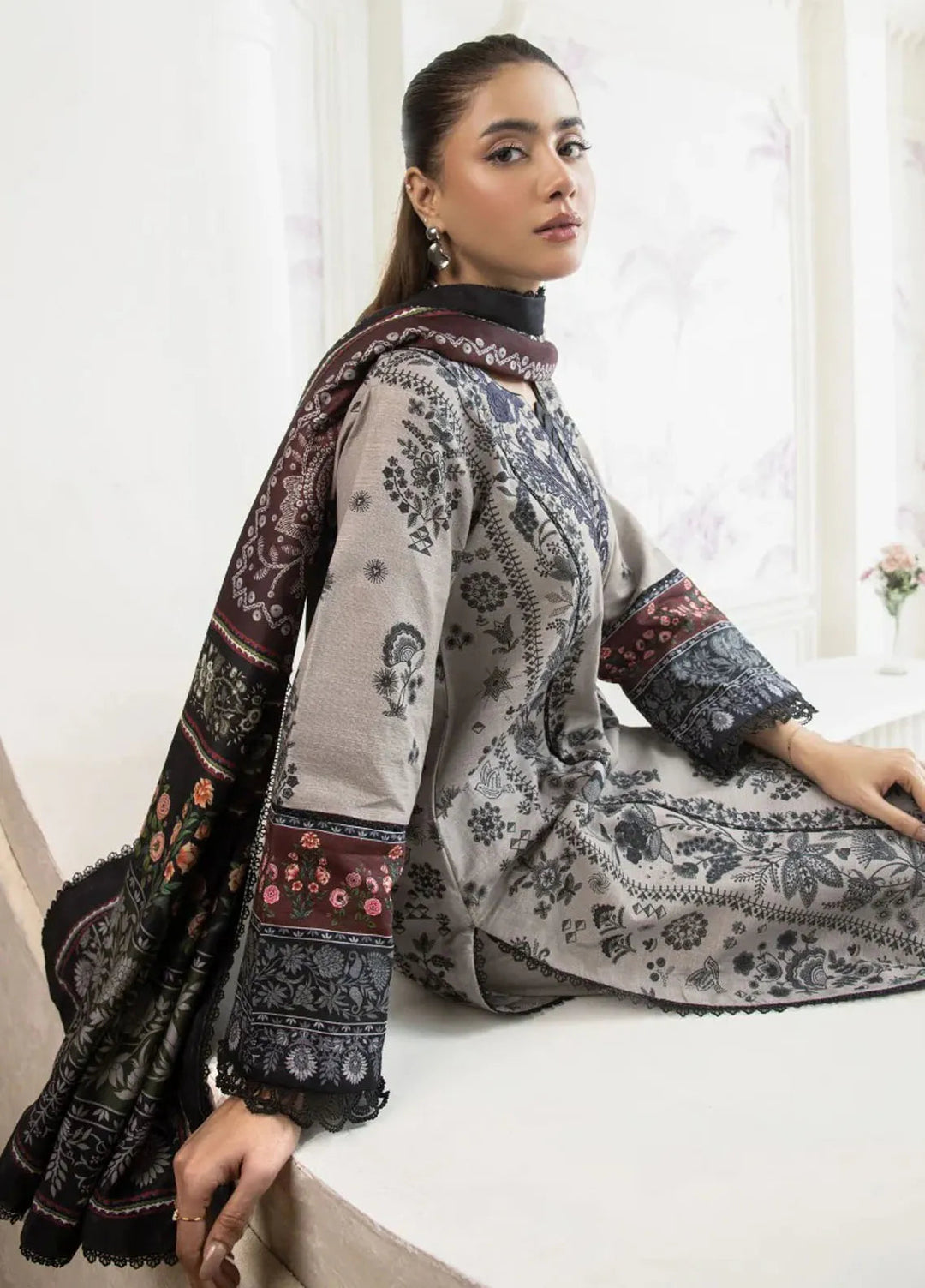 Meerak Pret Printed Khaddar 3 Piece Suit Mirage