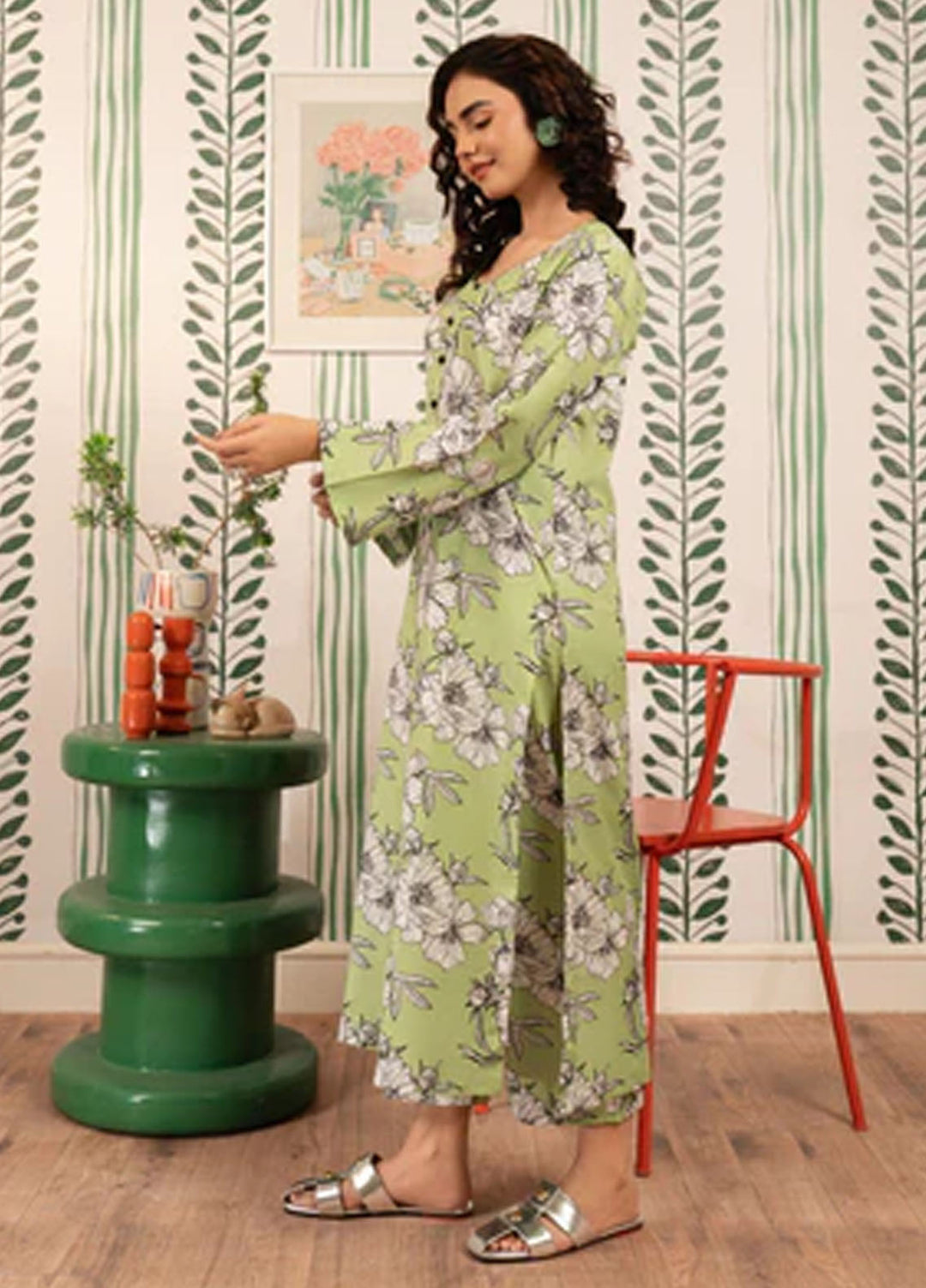 Meerak Pret Printed Lawn 2 Piece Suit SF-06