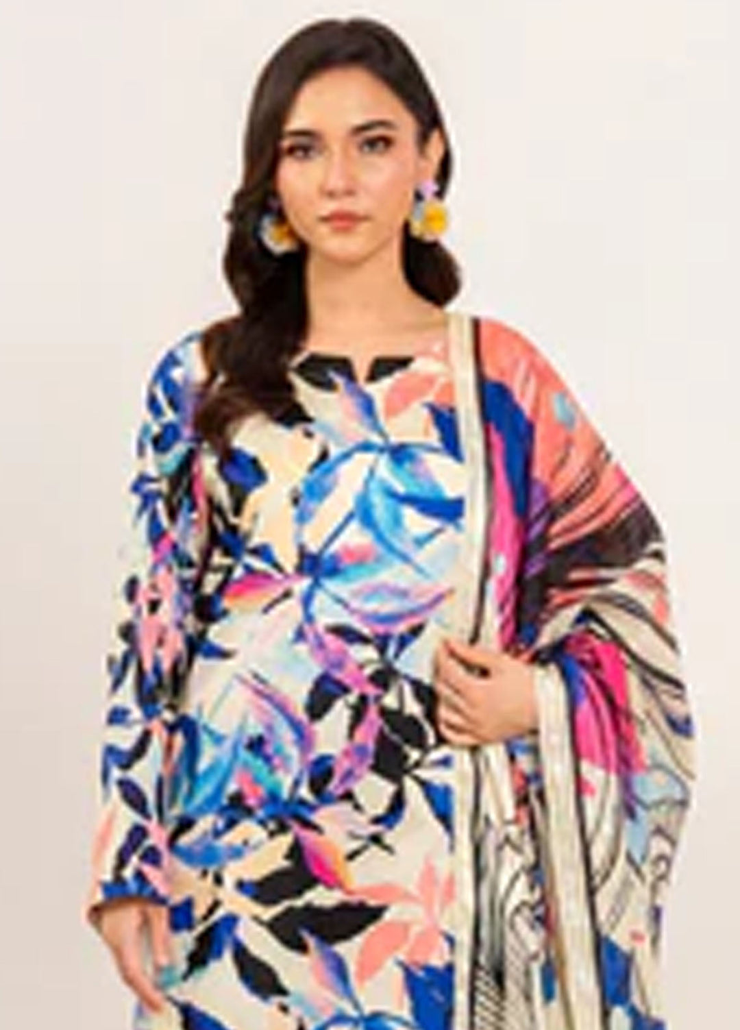 Meerak Pret Printed Silk 3 Piece Suit Dunaira