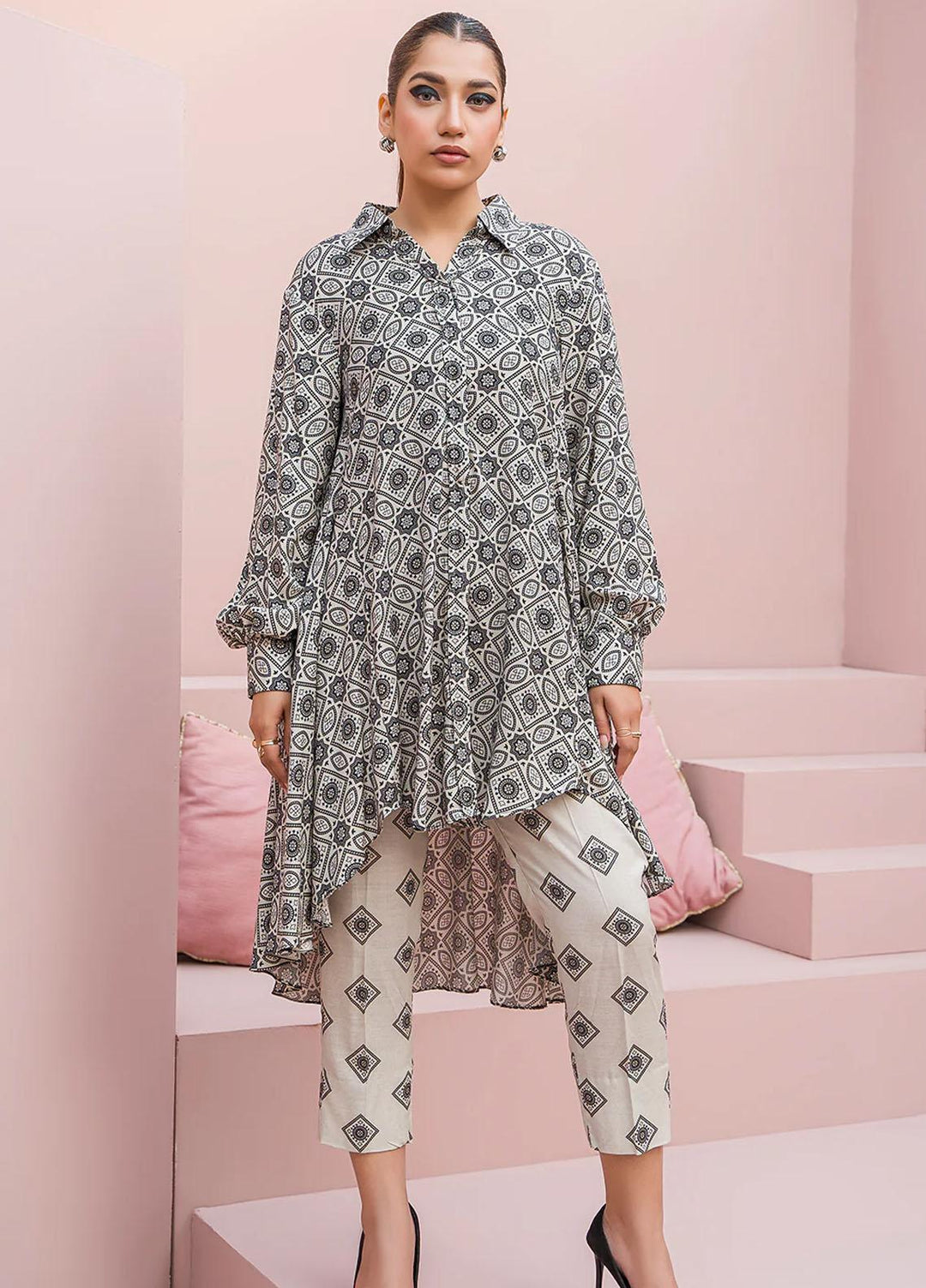 Meerak Printed Cambric Suits Unstitched 2 Piece MRK23SW Silhouette - Winter Collection