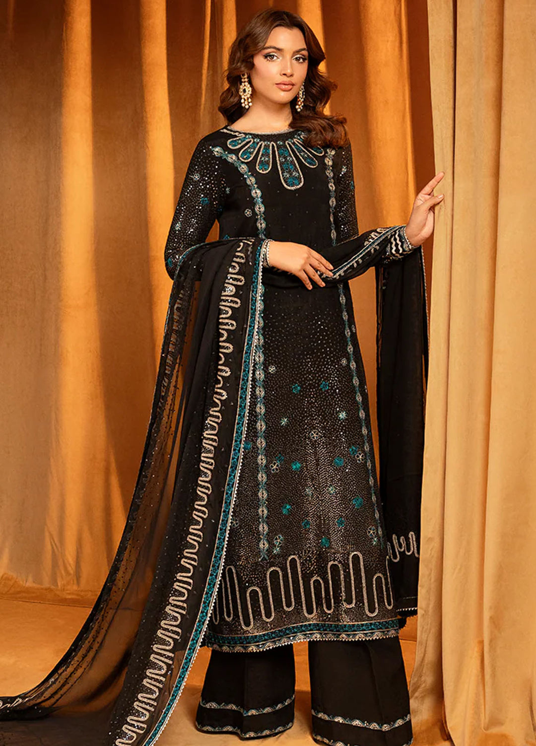 Meeral Pret Embroidered Chiffon 3 Piece Suit Ebene