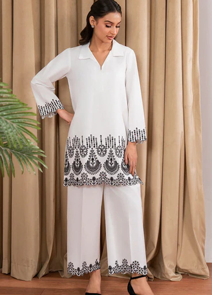 Meeral Pret Embroidered Lawn 2 Piece Suit COR-012