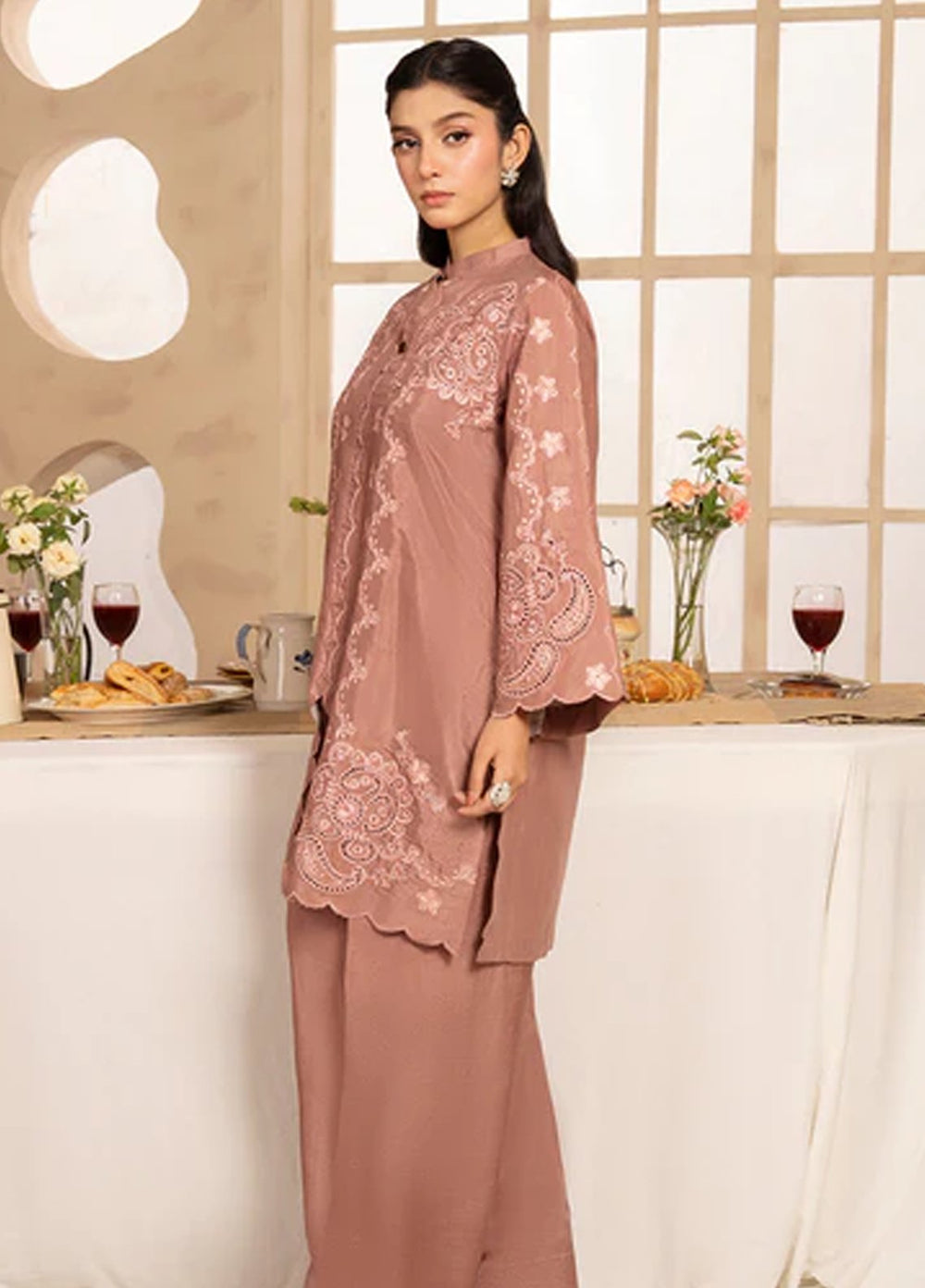 Meeral Pret Embroiered Lawn 2 Piece Suit COR-001