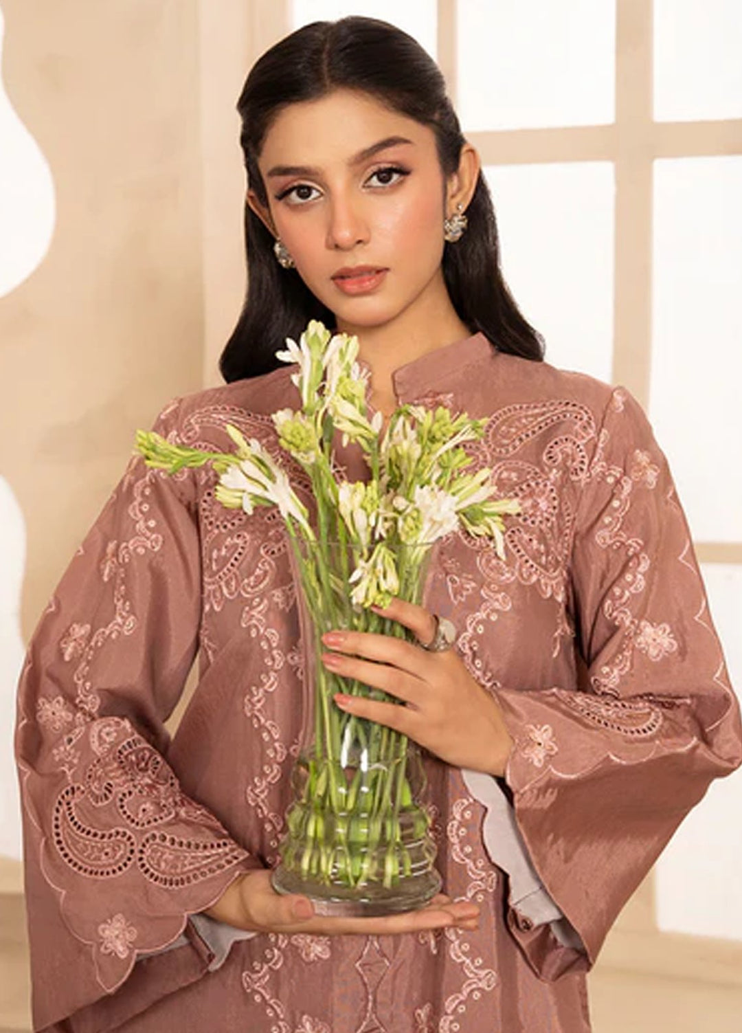 Meeral Pret Embroiered Lawn 2 Piece Suit COR-001