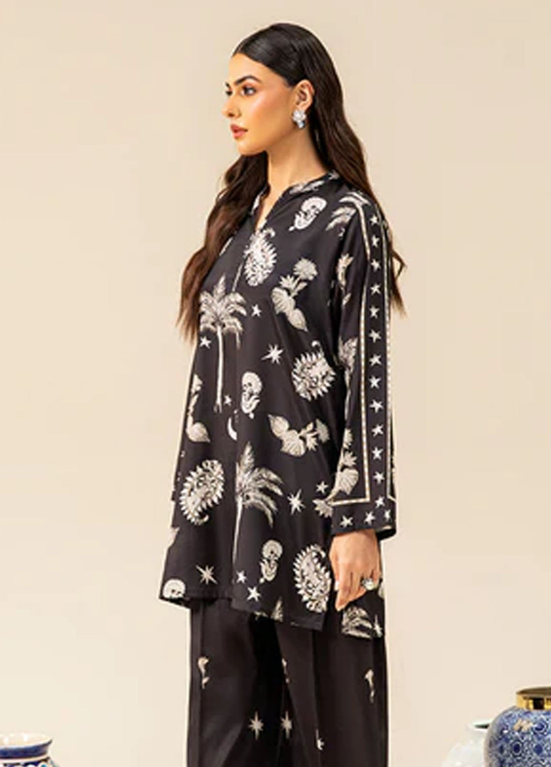 Meeral Pret Printed Lawn 2 Piece Suit MBC-0010