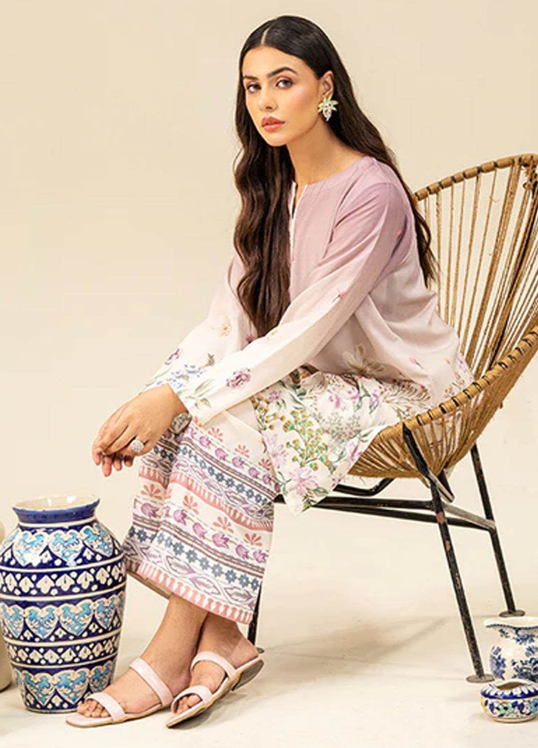 Meeral Pret Printed Lawn 2 Piece Suit MBC-006