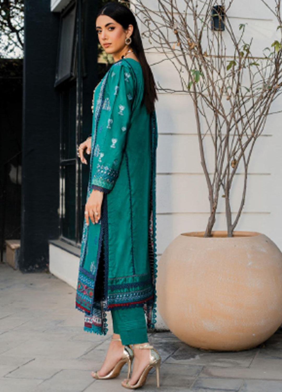 Meeras By Florent Embroidered Lawn Suits Unstitched 3 Piece FL23M FL-6A - Summer Collection