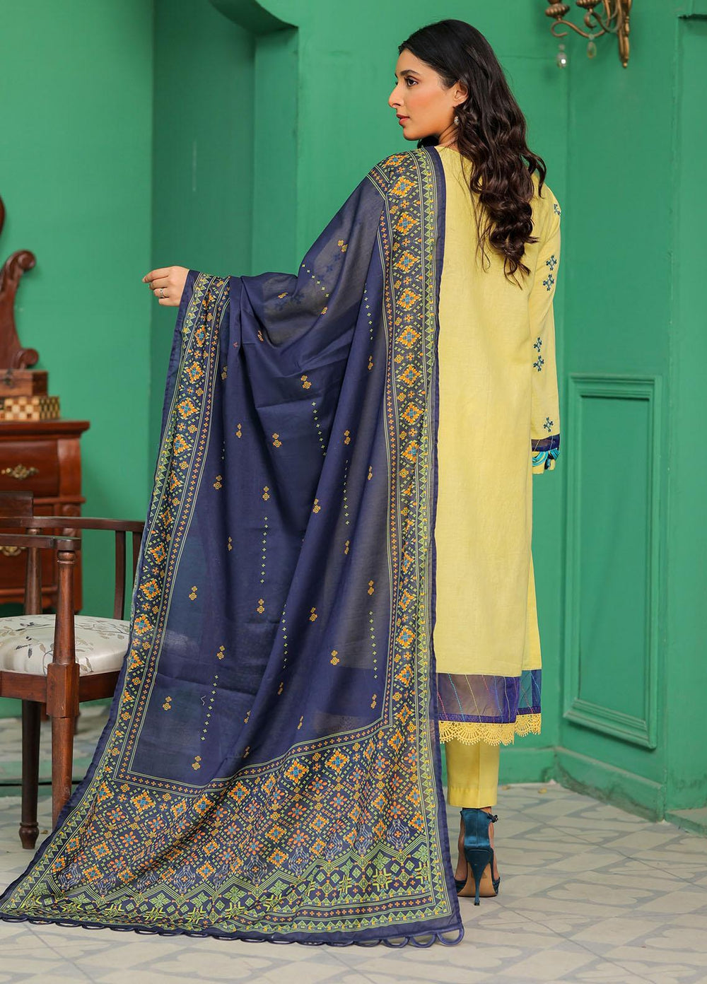 Meethi Si Eid by Kross Kulture Embroidered Lawn Suits Unstitched 3 Piece KK22MES E3U-10 - Eid Summer Collection