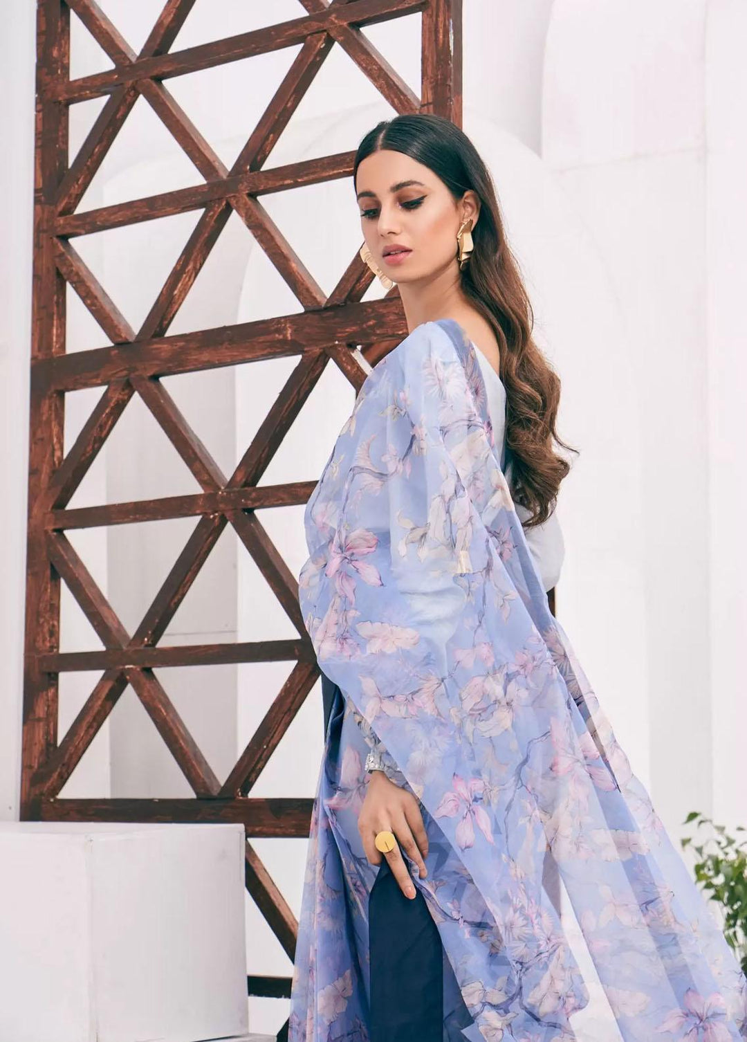 Mehak Yaqoob Pret Embroidered Organza Saree MY21IB Etoile