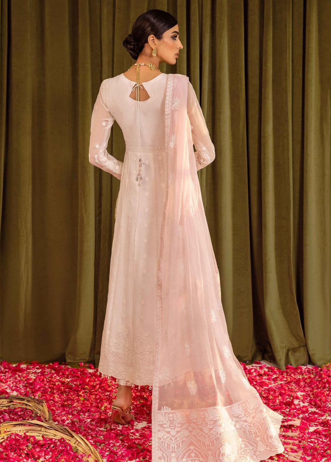 Mehfil-e-Uroos By Alizeh Fashion Embroidered Chiffon Suits Unstitched 3 Piece AFB23MU D-02 Aynur - Festive Collection