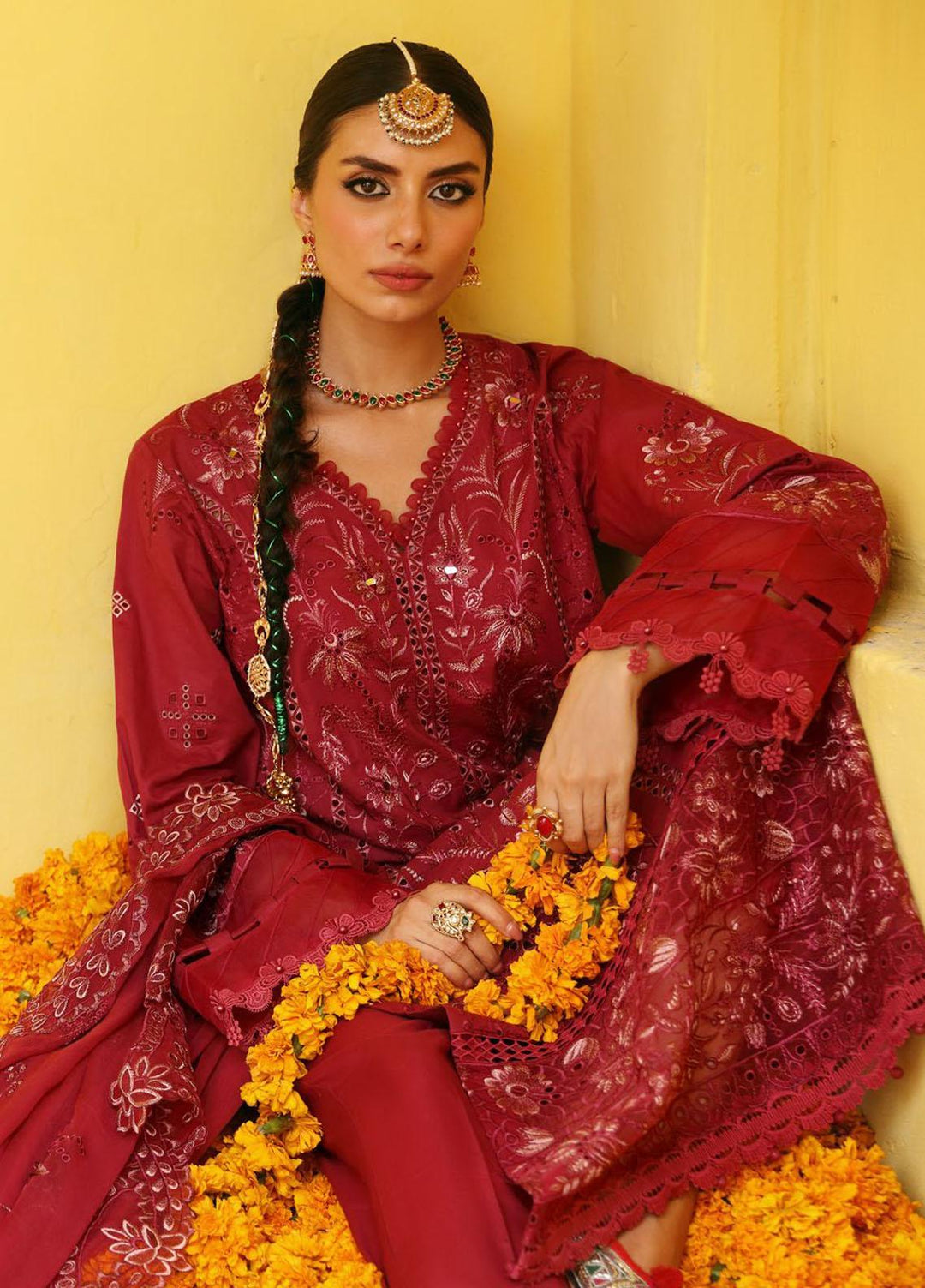 Mehmaan Nawazi By Nureh Embroidered Lawn Suits Unstitched 3 Piece NU23MN NDS-92 - Eid Collection