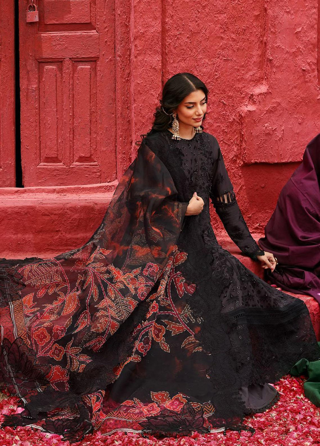 Mehmaan Nawazi By Nureh Embroidered Lawn Suits Unstitched 3 Piece NU23MN NDS-99 - Eid Collection