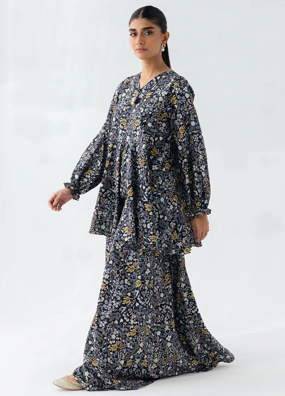 Mehr By Morbagh Printed Cambric Suits Unstitched 2 Piece MRB23MH MB1W23U09 Enchanting Garden - Winter Collection