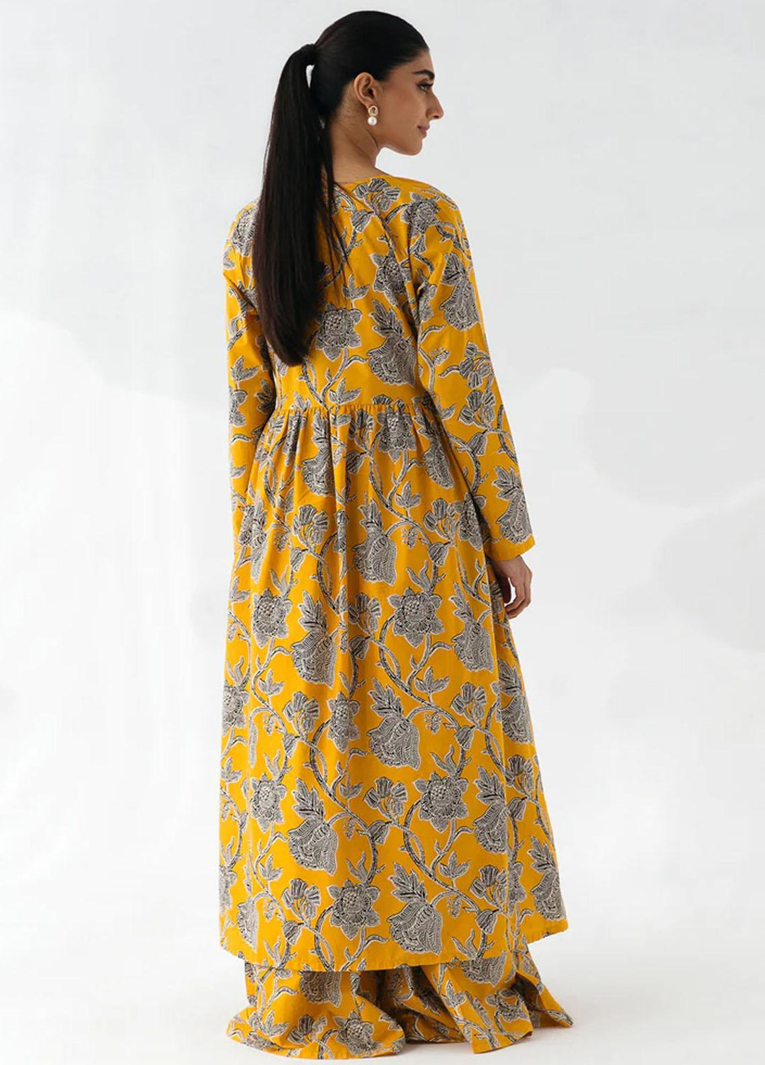 Mehr By Morbagh Printed Cambric Suits Unstitched 2 Piece MRB23MH MB1W23U11 Sunstruck Gold - Winter Collection