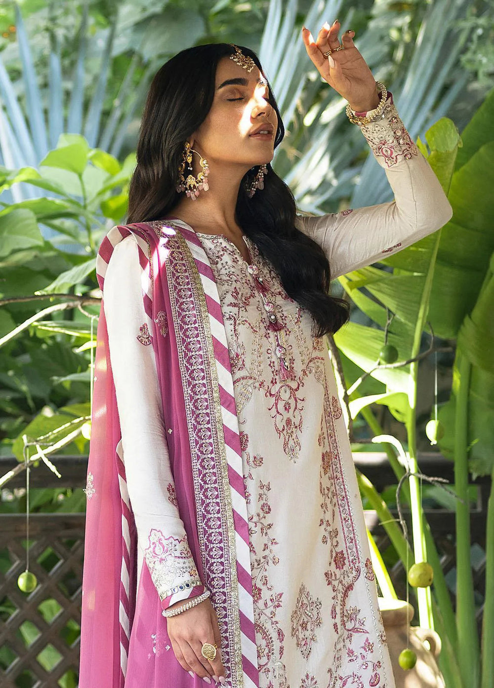 Mehr-o-Maah by Asim Jofa Embroidered Unstitched Suit 3 Piece AJ23MM AJM-18 - Luxury Festive Collection