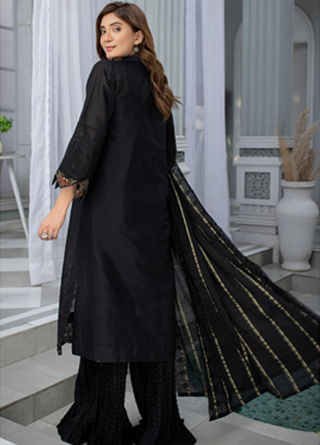 Mehru By Mahnur Embroidered Chikankari Lawn Suits Unstitched 3 Piece MN23MH D-08 - Eid Collection