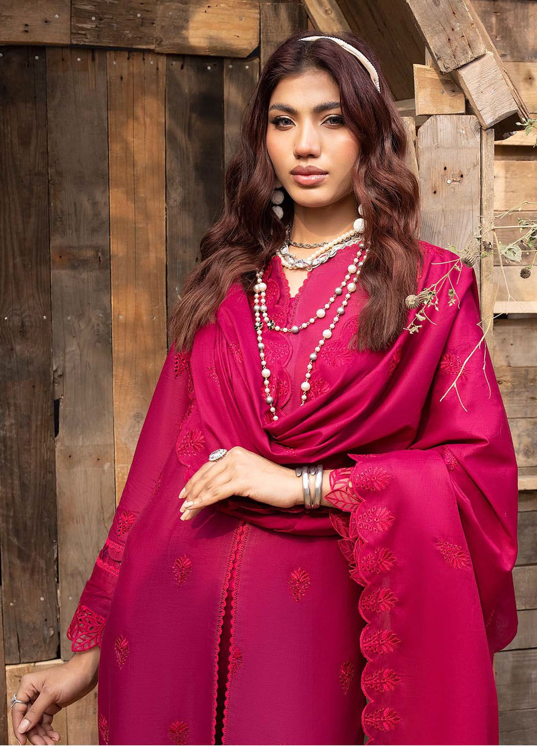 Mehru By Mahnur Embroidered Lawn Suits Unstitched 3 Piece MN24MR D-01 - Summer Collection