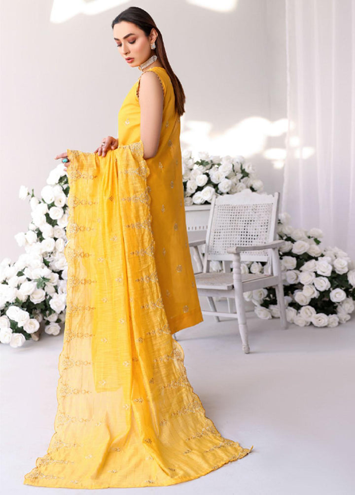 Mehru by Mahnur Embroidered Lawn Suits Unstitched 3 Piece MN23M 05 - Luxury Collection