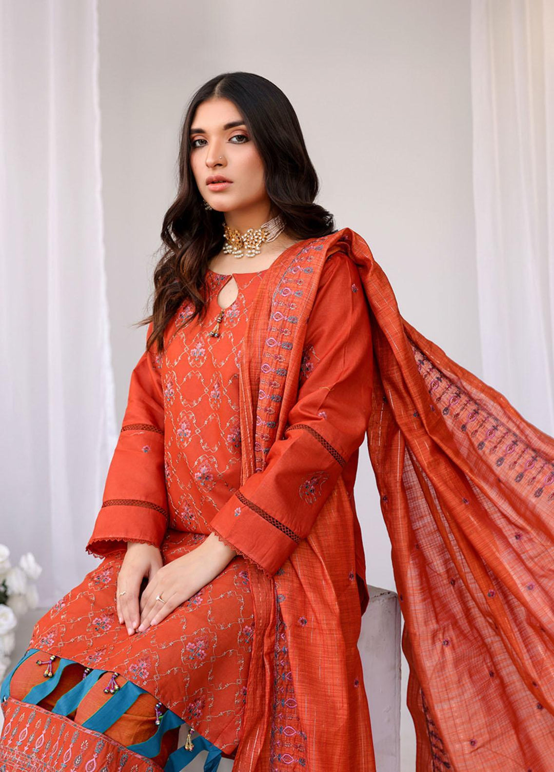 Mehru by Mahnur Embroidered Lawn Suits Unstitched 3 Piece MN23M 09 - Luxury Collection