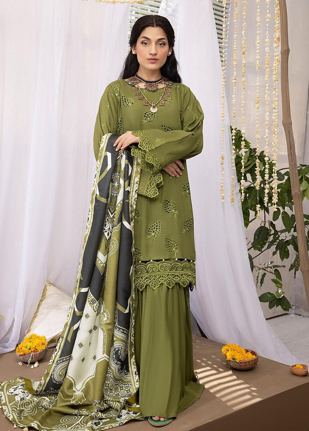 Mehru By Mahnur Embroidered Linen Suits Unstitched 3 Piece MN23MSL D-06 - Winter Collection