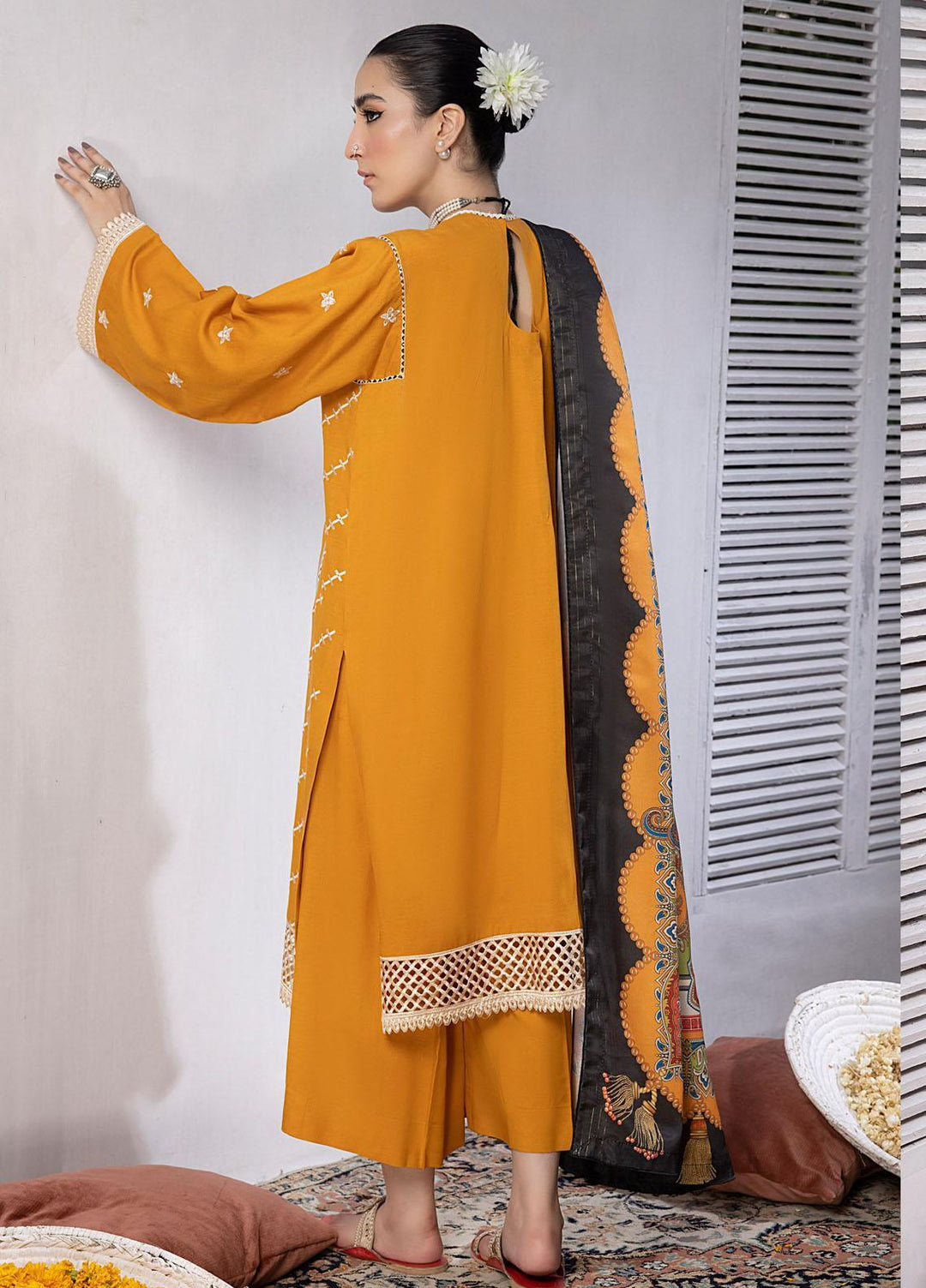 Mehru By Mahnur Embroidered Linen Suits Unstitched 3 Piece MN23MSL D-11 - Winter Collection