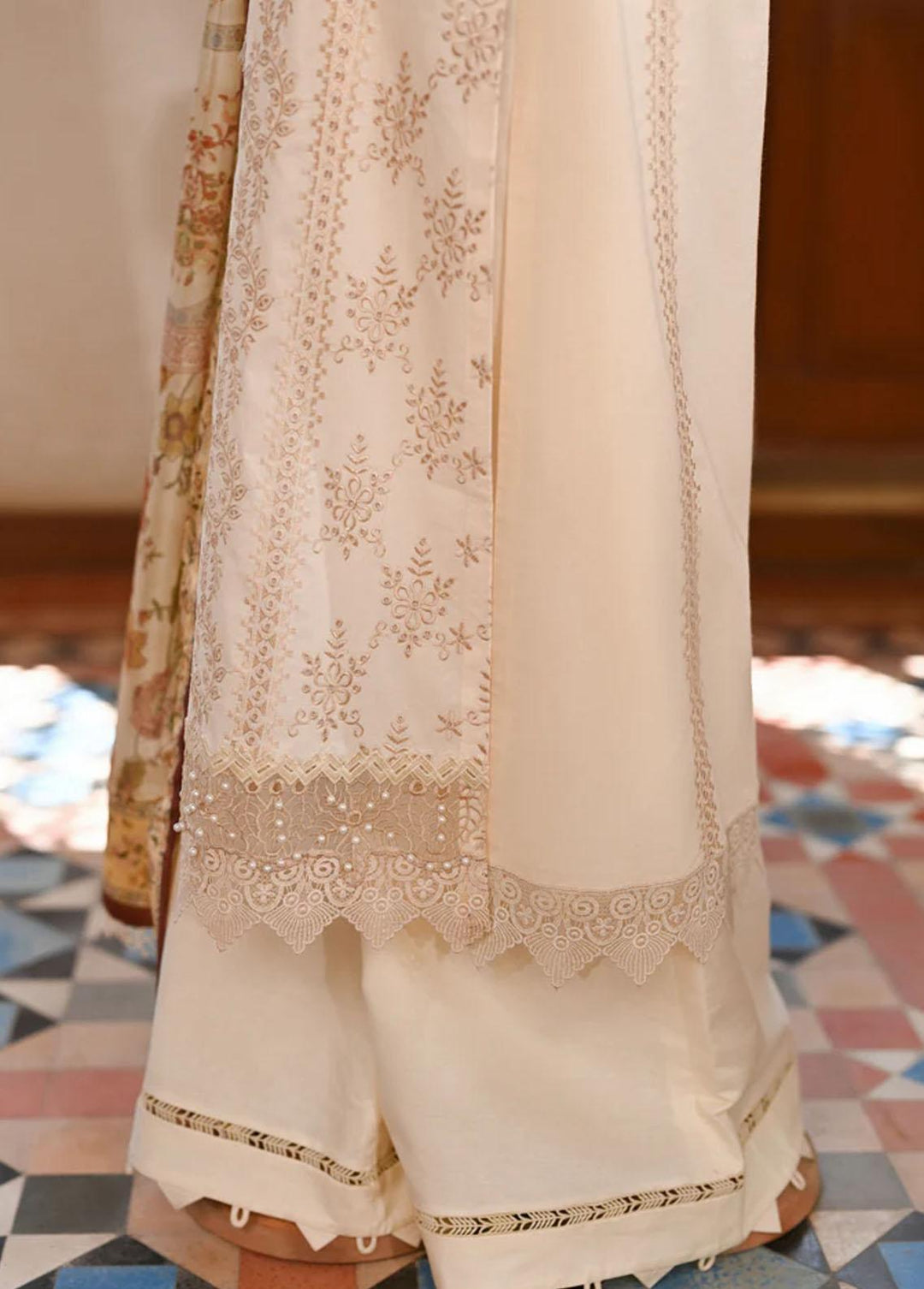 Menakumare By Aabyaan Embroidered Schiffli Suits Unstitched 3 Piece ABY23M AE-04 Nargis - Eid Collection